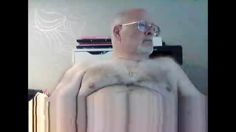 Snapshot of budapestgrandpa chatting on 05/08/26, 09:58 budapestgrandpa online show from 05/08/26, 09:58