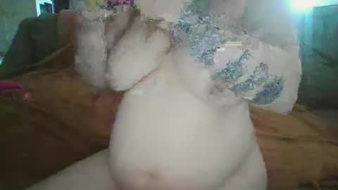 Snapshot of buffalowoman chatting on 03/07/25, 04:00 Kitty online show from 03/07/25, 04:00