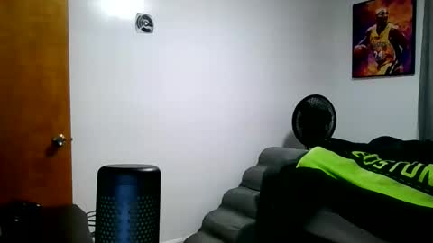 buffsexyman24 online show from 03/21/26, 02:49