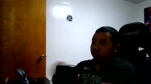 buffsexyman24 online show from 04/25/26, 12:46