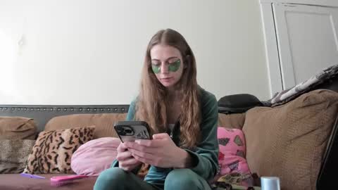 Buffy online show from 01/02/25, 08:35