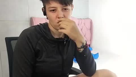 bug2025 online show from 09/30/25, 01:32