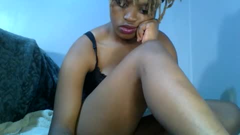 Snapshot of buga_baby chatting on 10/16/25, 02:45 buga_baby online show from 10/16/25, 02:45