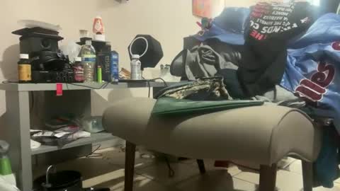 Snapshot of bulge168 chatting on 11/05/25, 04:29 bulge168 online show from 11/05/25, 04:29