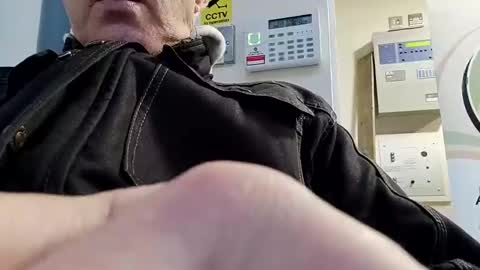 Snapshot of bulkyboners chatting on 01/05/25, 09:26 ejaculation for 250 online show from 01/05/25, 09:26