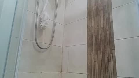 Snapshot of bulkyboners chatting on 12/01/25, 02:11 ejaculation for 250 online show from 12/01/25, 02:11