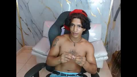 bull_cam online show from 02/01/26, 01:37