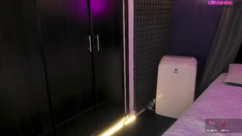 Bunny and The Rock online show from 09/17/25, 09:44