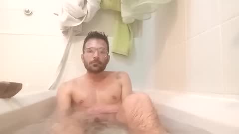 Snapshot of bullboy9292 chatting on 03/02/25, 02:21 Bullboy9292 online show from 03/02/25, 02:21