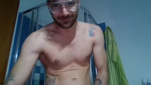 Snapshot of bullboy9292 chatting on 03/09/25, 02:54 Bullboy9292 online show from 03/09/25, 02:54