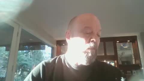 Snapshot of bulldog302w chatting on 12/31/24, 01:52 bulldog302w online show from 12/31/24, 01:52