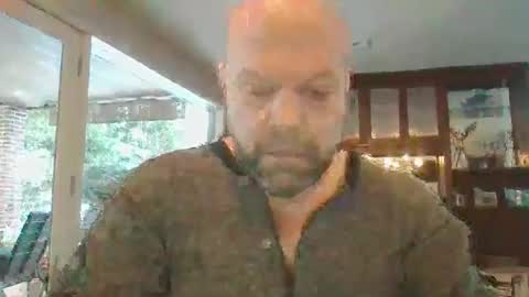 Snapshot of bulldog302w chatting on 01/22/25, 01:00 bulldog302w online show from 01/22/25, 01:00