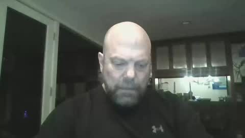 Snapshot of bulldog302w chatting on 01/27/25, 12:12 bulldog302w online show from 01/27/25, 12:12