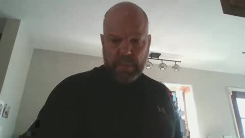 Snapshot of bulldog302w chatting on 02/13/25, 06:38 bulldog302w online show from 02/13/25, 06:38