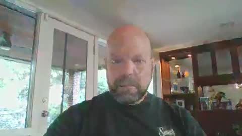 Snapshot of bulldog302w chatting on 10/24/25, 02:46 bulldog302w online show from 10/24/25, 02:46