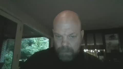 Snapshot of bulldog302w chatting on 10/30/25, 12:39 bulldog302w online show from 10/30/25, 12:39