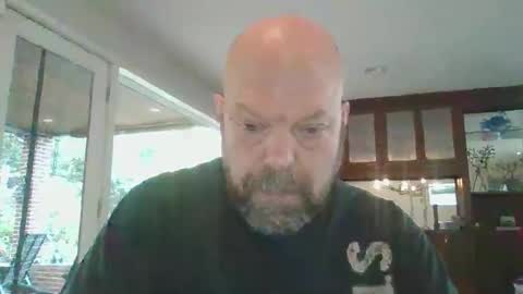 Snapshot of bulldog302w chatting on 11/04/25, 02:16 bulldog302w online show from 11/04/25, 02:16