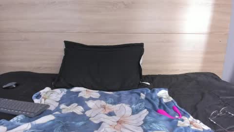 Snapshot of bulma_bambina_ chatting on 04/30/26, 08:57 Bulma Bambina online show from 04/30/26, 08:57