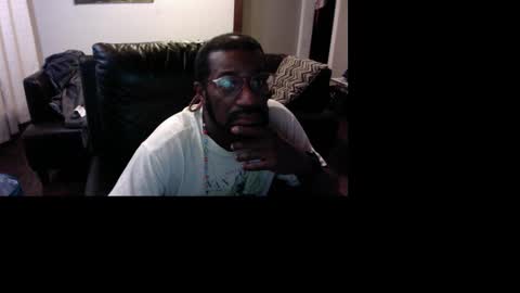 Bungalow Entertainment online show from 12/01/25, 04:39