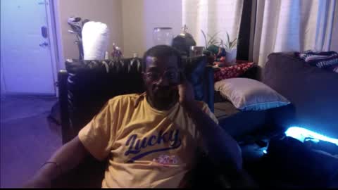 Bungalow Entertainment online show from 12/03/25, 03:03