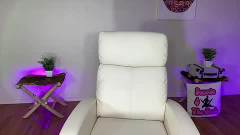 BUNNIE and THE DUDE TheLebowskis online show from 12/04/25, 01:59