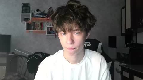 Snapshot of bunny_ben_ chatting on 06/15/26, 08:16 bunny ben online show from 06/15/26, 08:16
