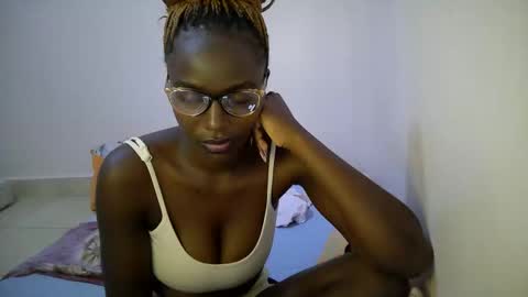 bunny_bliss1 online show from 05/04/26, 06:59