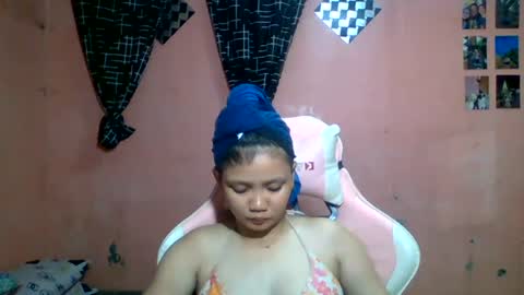 bunny_flower18 online show from 06/19/26, 07:34