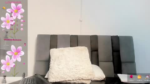Snapshot of bunny_maxxi chatting on 12/09/24, 12:08 bunny online show from 12/09/24, 12:08
