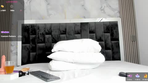 Snapshot of bunny_maxxi chatting on 12/11/24, 03:37 bunny online show from 12/11/24, 03:37