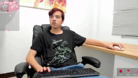 Snapshot of bunny_maxxi chatting on 09/18/25, 12:18 bunny online show from 09/18/25, 12:18