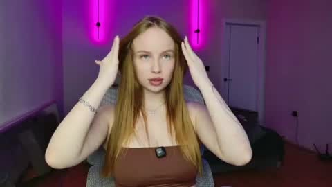 Snapshot of bunny_shinel chatting on 06/21/26, 02:08 Mary online show from 06/21/26, 02:08