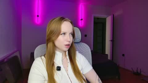 Snapshot of bunny_shinel chatting on 06/22/26, 02:47 Mary online show from 06/22/26, 02:47