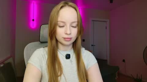 Snapshot of bunny_shinel chatting on 07/08/26, 02:43 Mary online show from 07/08/26, 02:43