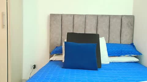 Carolina online show from 09/29/25, 04:06