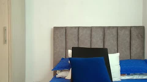 Carolina online show from 11/20/25, 04:34