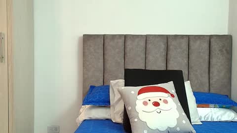 Carolina online show from 12/15/25, 04:17