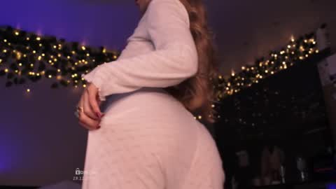 B U N N Y online show from 11/19/25, 03:50