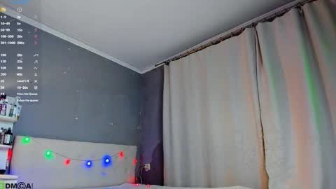 Snapshot of bunny_wetty chatting on 12/21/25, 07:43 ruslana online show from 12/21/25, 07:43