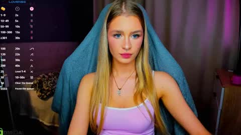 Snapshot of bunny_wetty chatting on 06/04/26, 07:42 ruslana online show from 06/04/26, 07:42