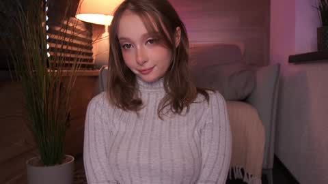 Snapshot of bunnybonn1e chatting on 09/19/25, 03:45 Bunny online show from 09/19/25, 03:45