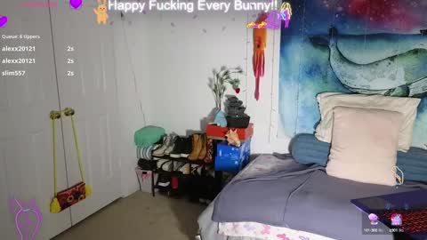 Tokki  bunny  online show from 02/06/25, 11:48