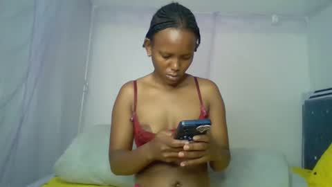 bunnydiva_ online show from 06/05/26, 02:18