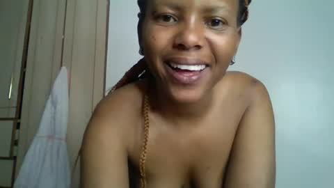 Snapshot of bunnydiva_ chatting on 07/19/26, 03:21 bunnydiva_ online show from 07/19/26, 03:21
