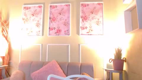 ANASTASIA online show from 02/01/26, 12:15