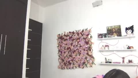 bunnylove_07 online show from 05/15/26, 12:28