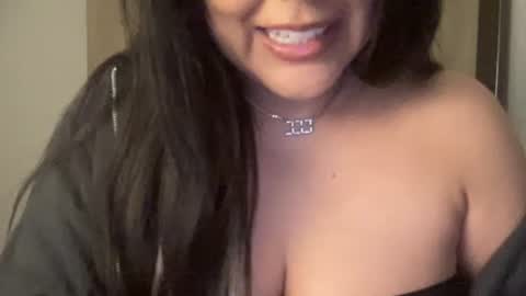 Snapshot of bunnymami chatting on 09/28/25, 04:40 bunnymami333 online show from 09/28/25, 04:40