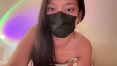 bunnyqt online show from 11/05/25, 06:35