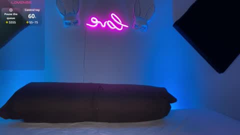  MARY BUNNY  online show from 10/14/25, 02:12