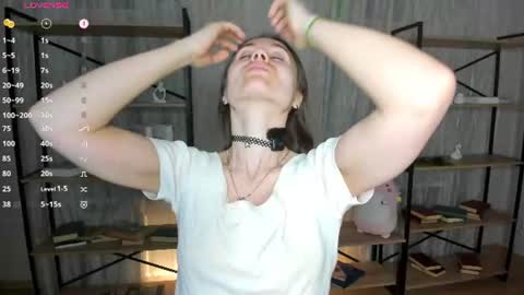 Snapshot of bunnyvice chatting on 06/12/26, 07:57 Lizy online show from 06/12/26, 07:57